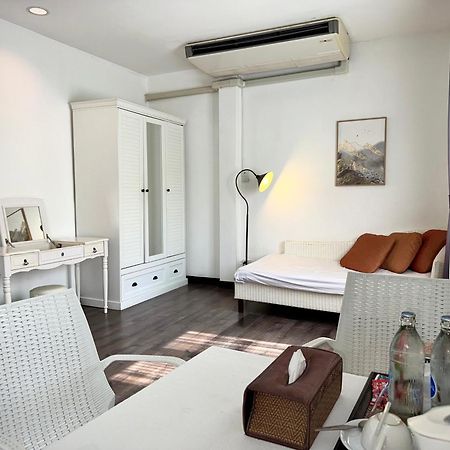 Nidhra Lanna Hotel Чиангмай Экстерьер фото