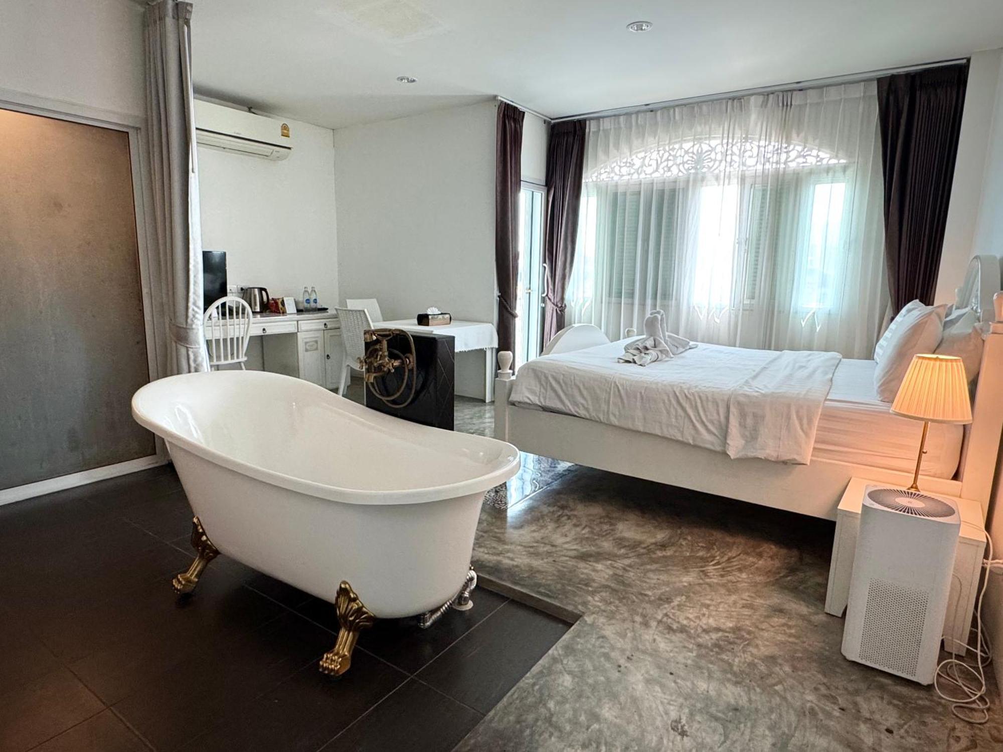 Nidhra Lanna Hotel Чиангмай Экстерьер фото